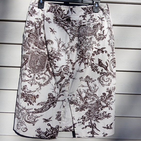 🦊Brown and White Rococo themed Animal Pencil Skirt With Pockets! - Picture 2 of 6